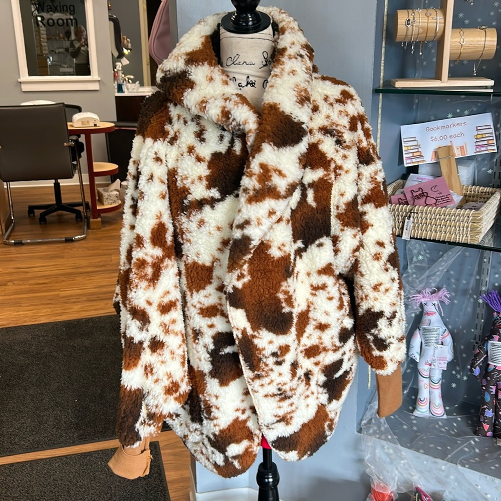 Leopard sweater coat